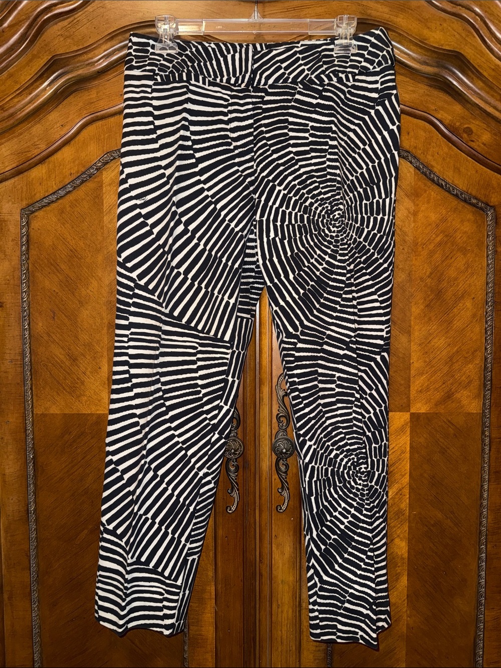 Trina Turk Black & White Swirl-Stripe Joggers